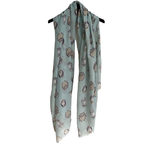 Large light blue whimsical Owl print lightweight fashion scarf. Eyelash fringes - Picture 7 of 11